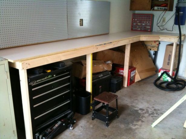 Hoe maak je een garage werkbank bouwen. Bepaal de afmetingen van de werkbank.