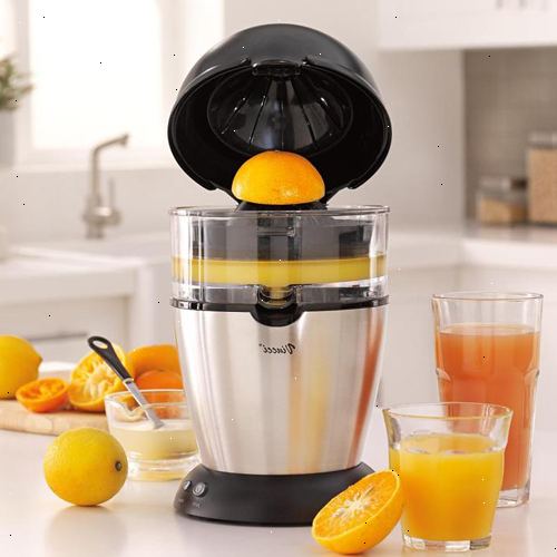Hoe maak je sinaasappelsap maken. Verzachten de oranje.