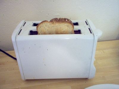 Hoe te maken toast. Kies het soort brood dat u wilt gebruiken.