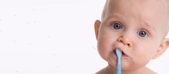 Hoe maak je een kinder baby te kalmeren. Vergeet niet dat je misschien niet weet uw baby tandjes krijgt tot de daadwerkelijke tand knalt door, dus niet automatisch een kreet veronderstellen tandjes krijgt en snel hun toevlucht tot medicijnen.