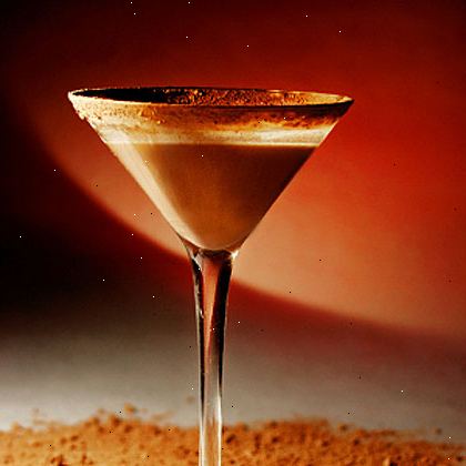 Hoe maak je chocolade martini's maken. Vanille chocolade martini.